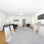 Piazza Grande House Apartment *