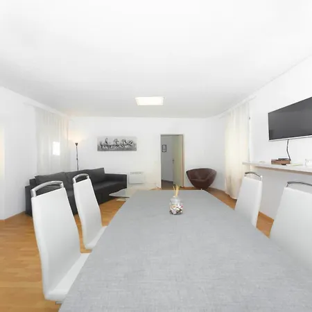 Piazza Grande House Apartment *