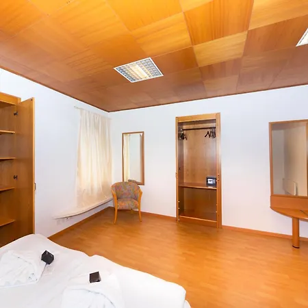 Piazza Grande House * לוקרנו