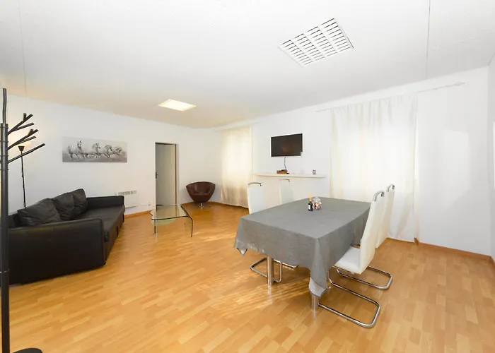 Piazza Grande House לוקרנו