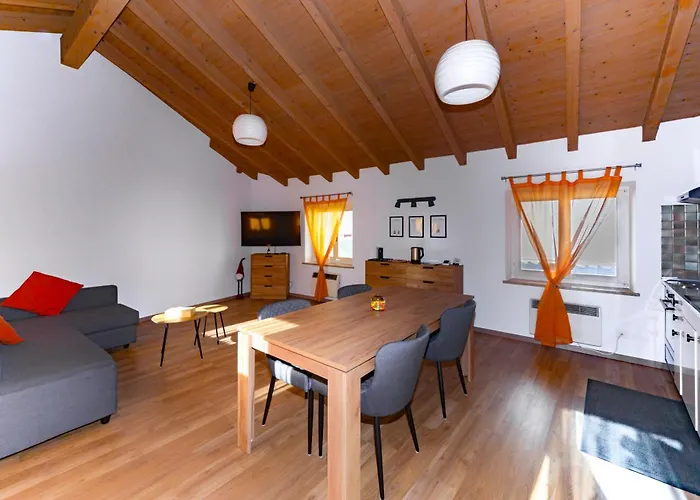 Piazza Grande House * לוקרנו